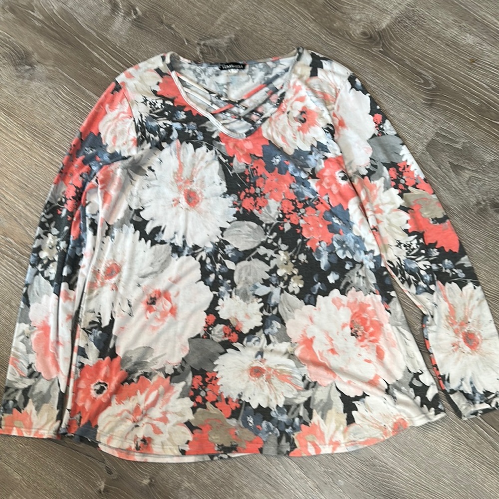 Floral HEIMISH top